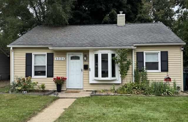 1531 S Wilson - 1531 South Wilson Avenue, Royal Oak, MI 48067