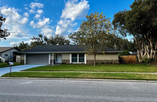 7797 BROKEN ARROW TRAIL - 7797 Broken Arrow Trail, Goldenrod, FL 32792