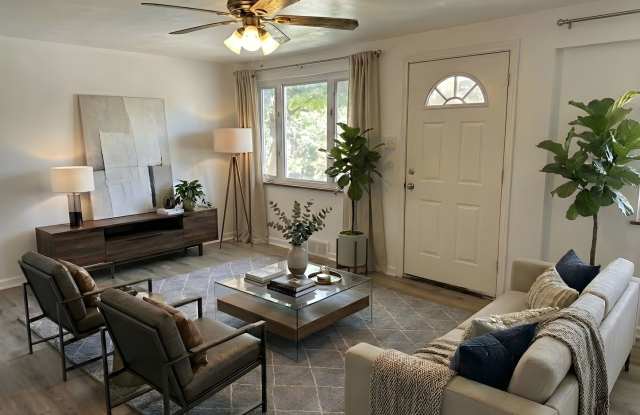 4652 Old William Penn Hwy Monroeville, PA 15146 photos photos