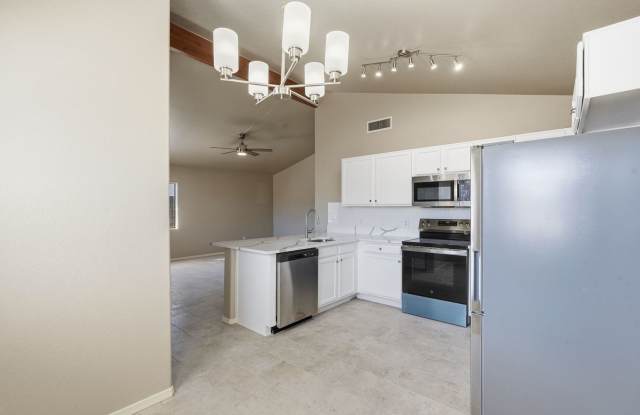 811 E. Caddie St. Gallery 3