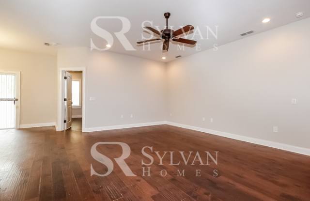 4922 Bobbie Avenue Gallery 3