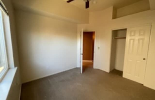 8197 Oakbriar Circle Gallery 3