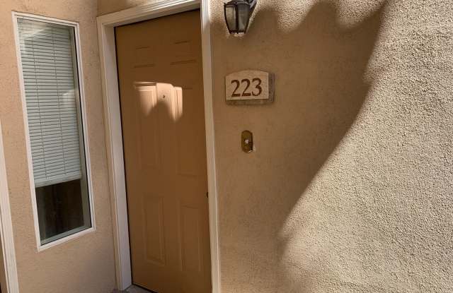 Lovely furnished Green Valley condo in Resort Villas-$500 OFF THE FIRST FULL MONTH'S RENT! photos photos
