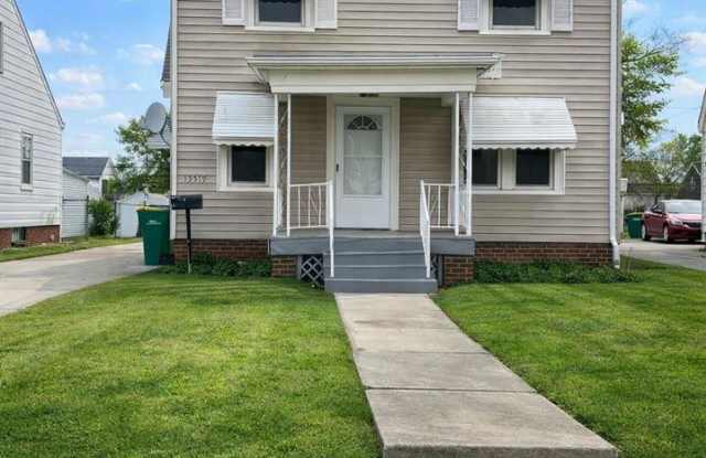Charming 3-Bedroom Home in Maple Heights – Newly Renovated Entry  Spacious Yard photos photos