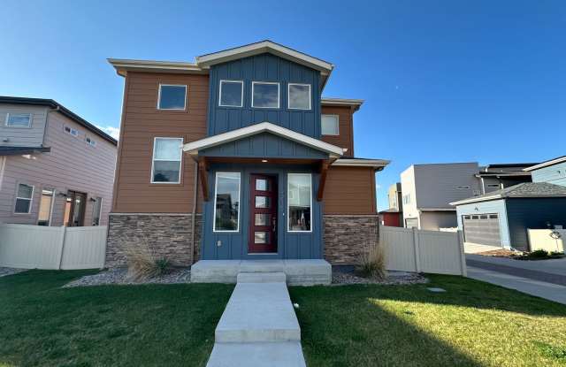 Great House In Fort Collins - 2215 Mackinac Street, Fort Collins, CO 80524