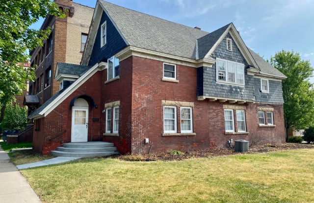 2417 Fremont Ave. S - 2417 Fremont Avenue South, Minneapolis, MN 55405