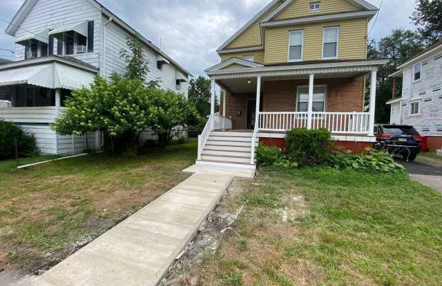 93 Fallbrook Street photos photos