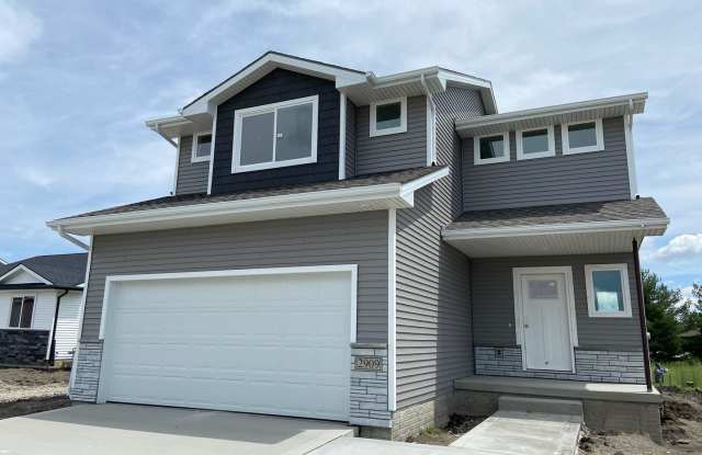 Luxury New Construction Home with Attached 2 Car Garage! photos photos