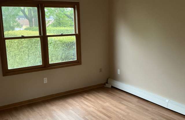 225 Sickles Avenue photos photos