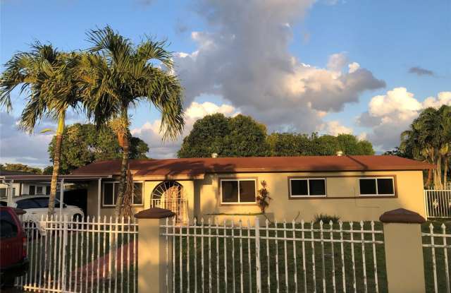12975 NW 18th Court Gallery 4