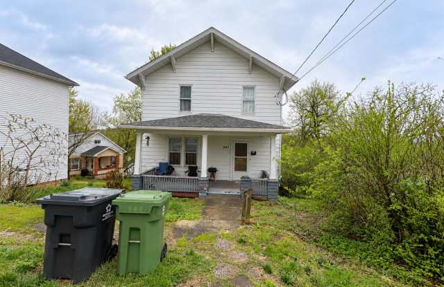 307 Raymond- College Rental Gallery 1