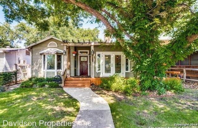 233 Lindell Pl - 233 Lindell Place, San Antonio, TX 78212