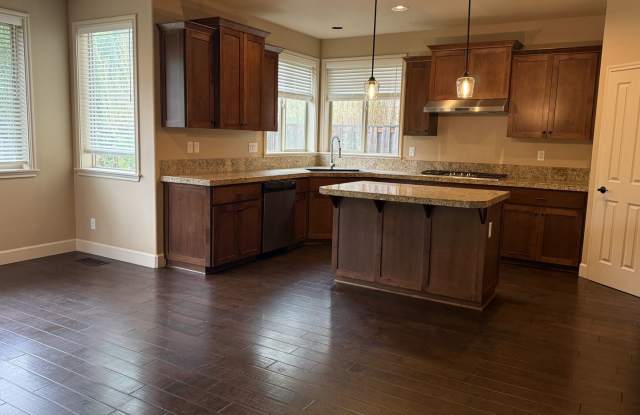Quiet and Conveniently Located-This Beautiful Bull Mountain Retreat is a Must See! Gallery 4