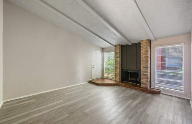 1111 West Rundberg Lane Gallery 4