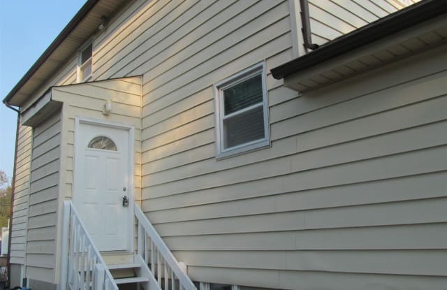 7 4th Avenue - 7 4th Avenue, Kings Park, NY 11754