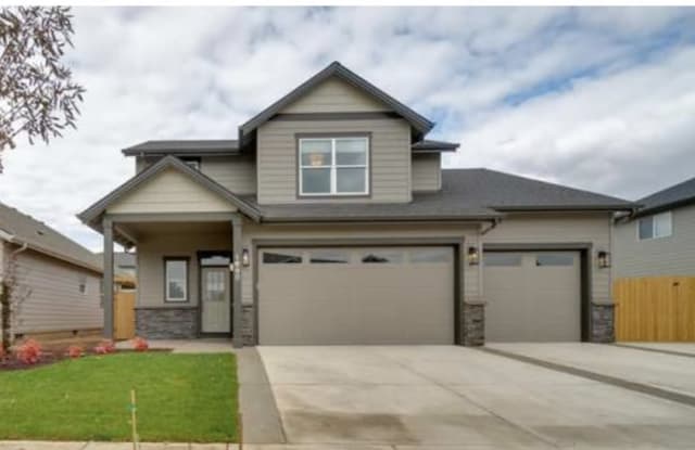 1690 Se Thimbleberry Ave - 1690 Southeast Thimbleberry Avenue, Dallas, OR 97338