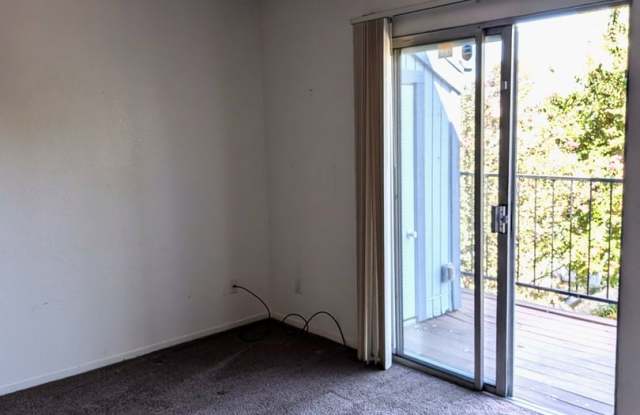 Cozy Charm Meets Modern Convenience in Citrus Heights! Gallery 1