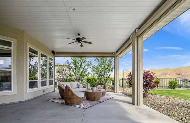 5030 West Parkridge Drive Gallery 1