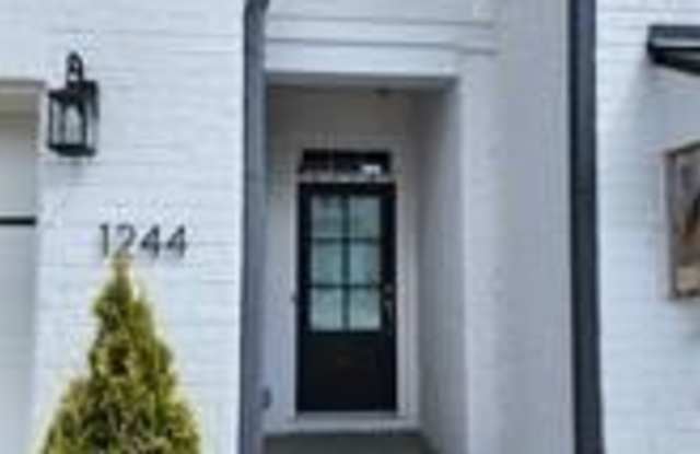 1244 Westshore Drive Gallery 3