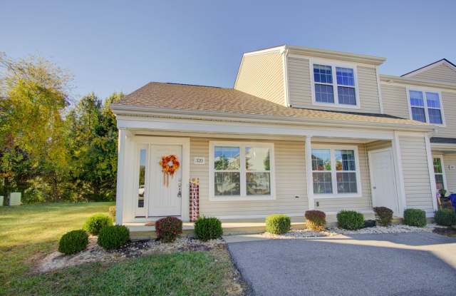 3 Bed / 2 Bath. Master on Main. Pet Friendly. Available Furnished or Unfurnished. photos photos