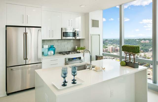 800 Park Avenue 1 - 800 Park Ave, Fort Lee, NJ 07024
