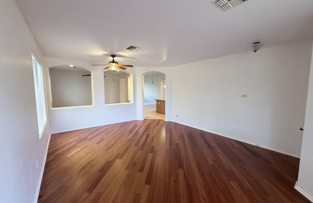 7310 E Mallory Circle Gallery 4