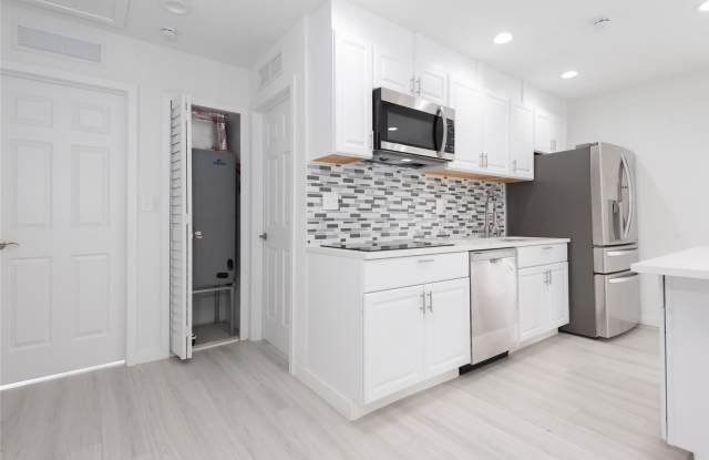 713 SW 4th Court, Hallandale Beach, FL 33009 photos photos