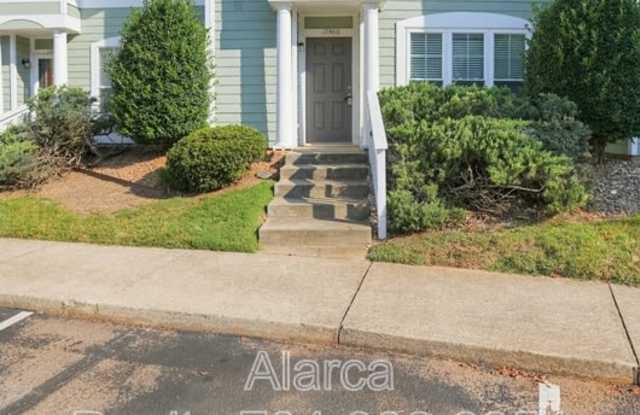 17460 Tuscany Ln Gallery 1