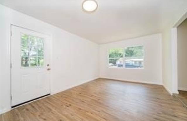 1109 Booker Avenue Gallery 3
