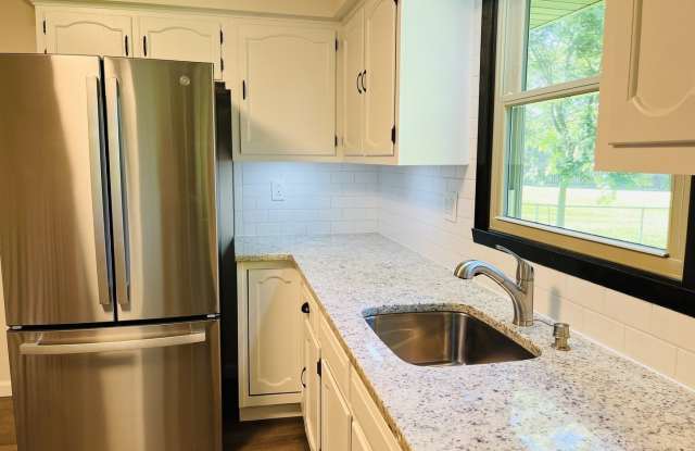 3258 Shelburne Drive Gallery 3
