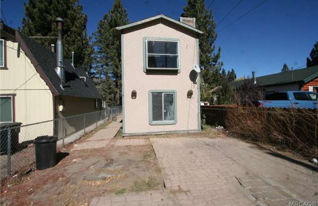 1109 W Aeroplane Boulevard photos photos