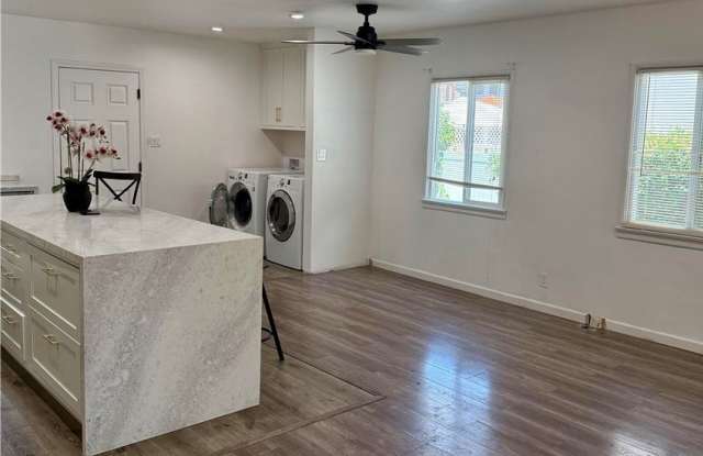5655 Topeka Drive Gallery 3