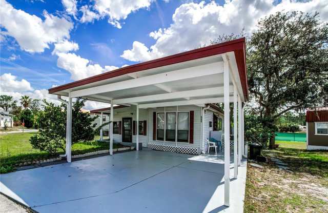 9298 GRIZZLY BEAR LANE - 9298 Grizzly Bear Lane, North Weeki Wachee, FL 34613