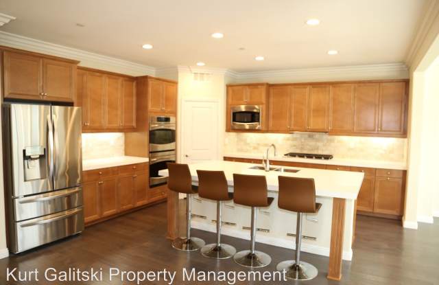 367 Bayside Ct Gallery 2