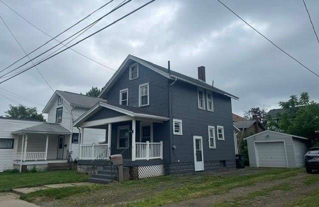 838 10th Street NE Gallery 3