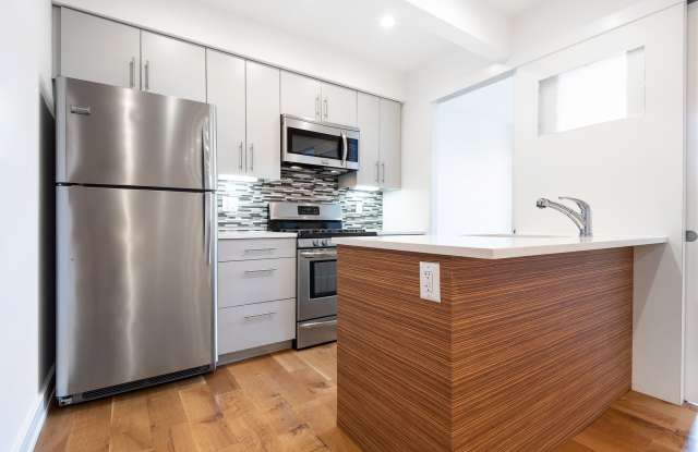 79 Kingsland Avenue Gallery 2
