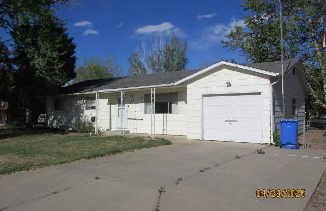 450 Crestmoor Rd - 450 Crestmoor Road, Cañon City, CO 81212
