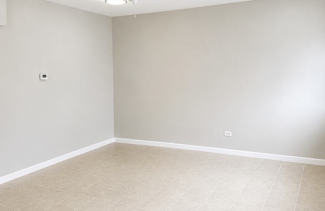 Studio Apartment in Libertyville Gallery 3