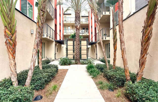 Newer 2 bedroom 2 bath luxury SMART HOME condo in Central Park West! - 210 Tribeca, Irvine, CA 92612