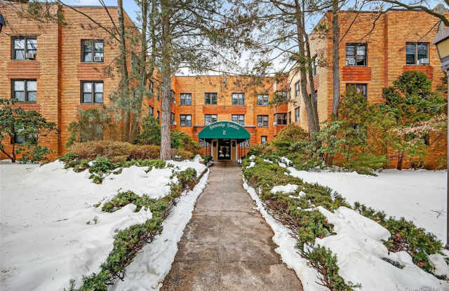 2 Greenridge Avenue unit: 2P photos photos