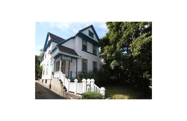 189 Gregory Street - UP Gallery 1