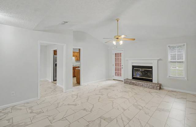 340 McCumber Drive Gallery 3