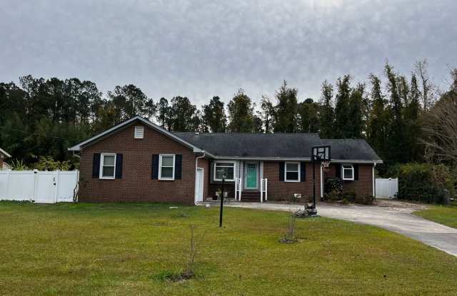 Carolina Pines Gem - 209 Carolina Pines Boulevard, Neuse Forest, NC 28560 Carolina Pines Gem - 209 Carolina Pines Boulevard, Neuse Forest, NC 28560