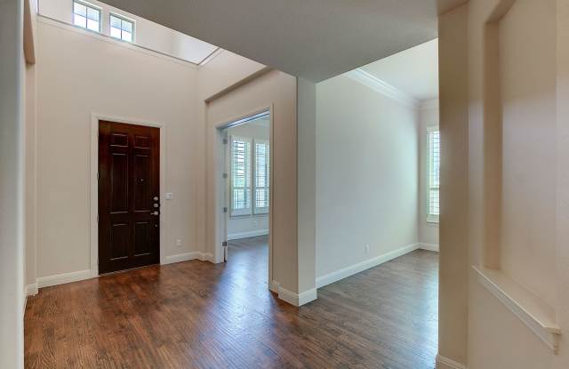 17400 Wildrye Drive, Austin TX 78738 Gallery 4