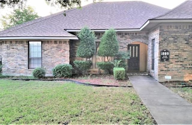 1809 Los Rios Boulevard - 1809 Los Rios Boulevard, Plano, TX 75074