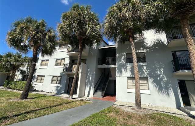 7195 NW 179th St photos photos