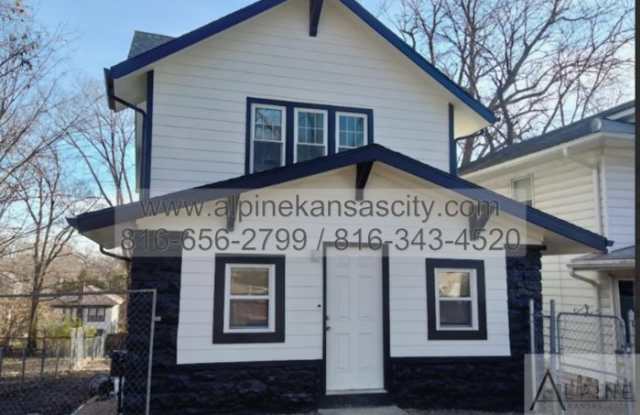 3803 Indiana Avenue photos photos