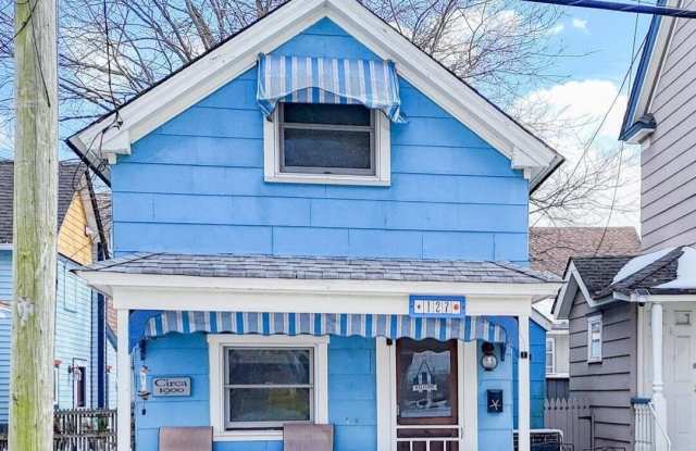 127 Lawrence Avenue photos photos