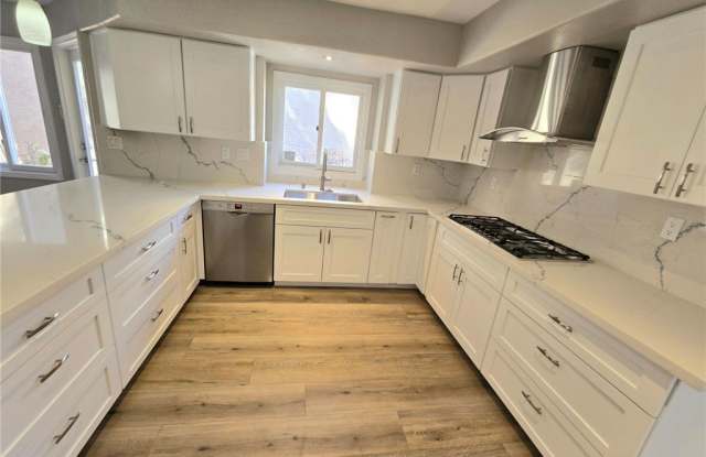 7407 Mission Hills Drive Gallery 2