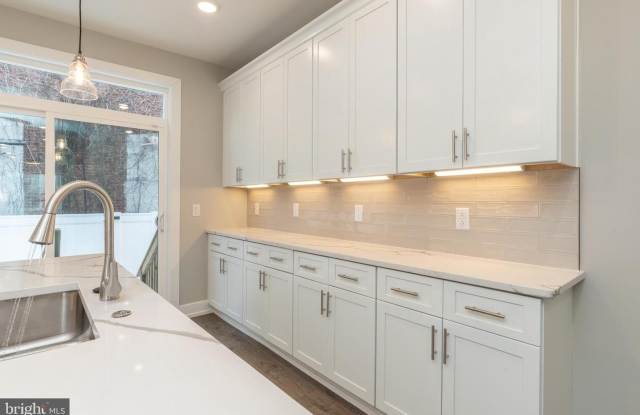 141 W HUNTINGDON ST #1 - 141 West Huntingdon Street, Philadelphia, PA 19133